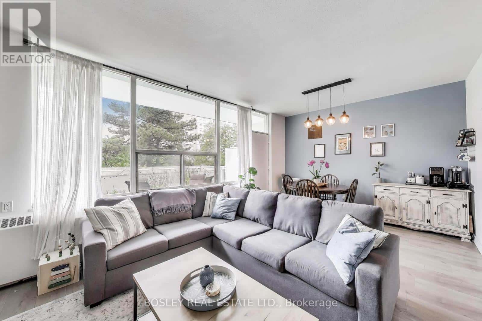 Toronto (Henry Farm) — Toronto (Henry Farm) - Photo 4 of 50