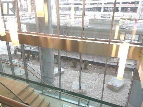 Toronto (Henry Farm) — Toronto (Henry Farm) - Photo 4 of 34