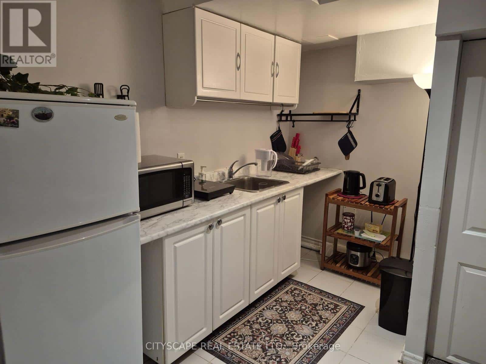 3072 CAULFIELD CRESCENT — Mississauga (Churchill Meadows) - Photo 3 of 7