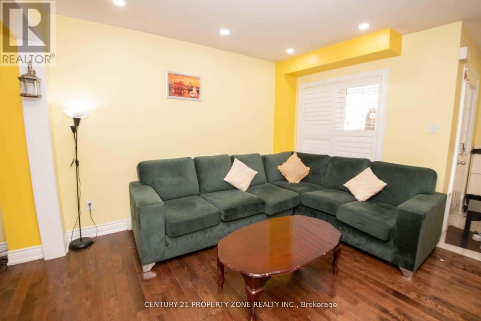 Brampton (Fletcher's Meadow) — Brampton (Fletcher's Meadow) - Photo 5 of 23