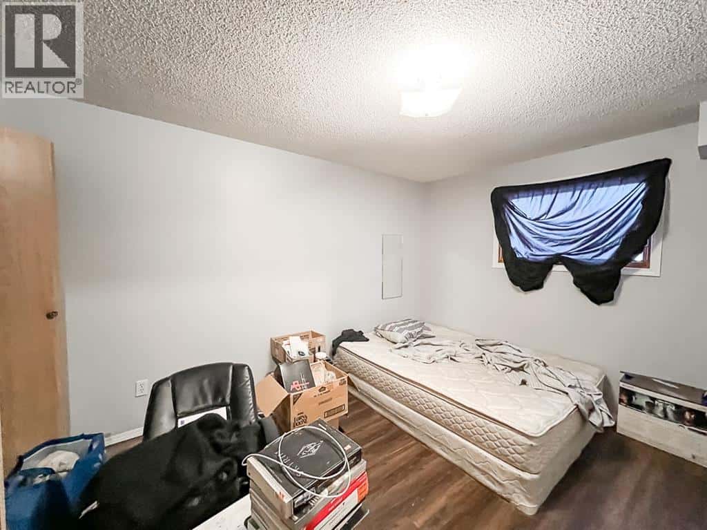 All, 1 3 Avenue SE — Falher - Photo 4 of 44