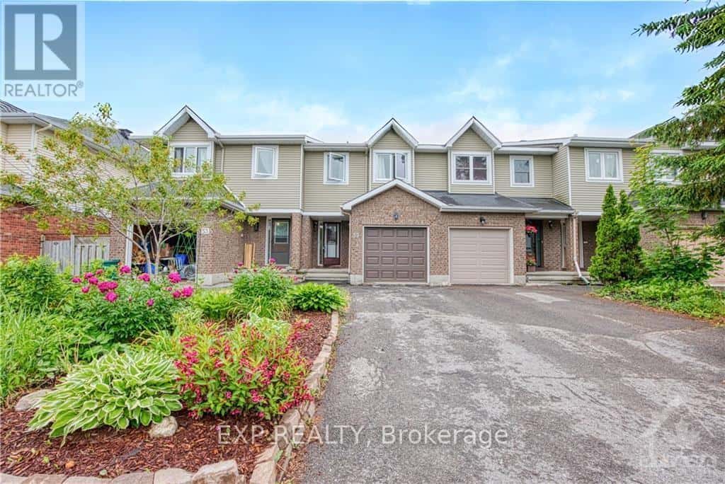 Ottawa — Ottawa - Photo 2 of 15