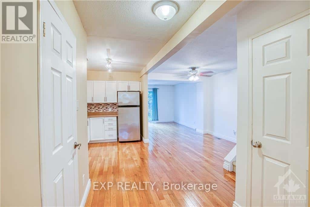 Ottawa — Ottawa - Photo 3 of 15