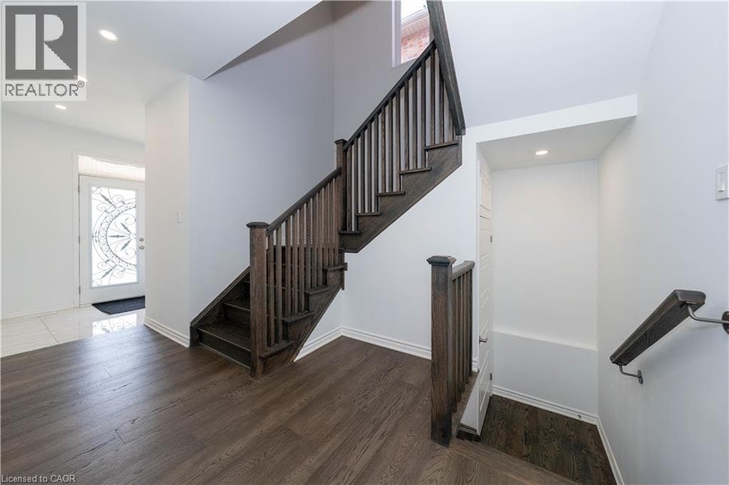 Milton — Milton - Main photo