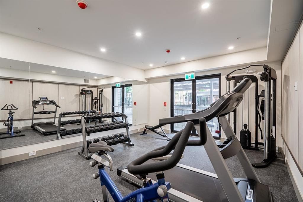 Surrey — Surrey - Main photo