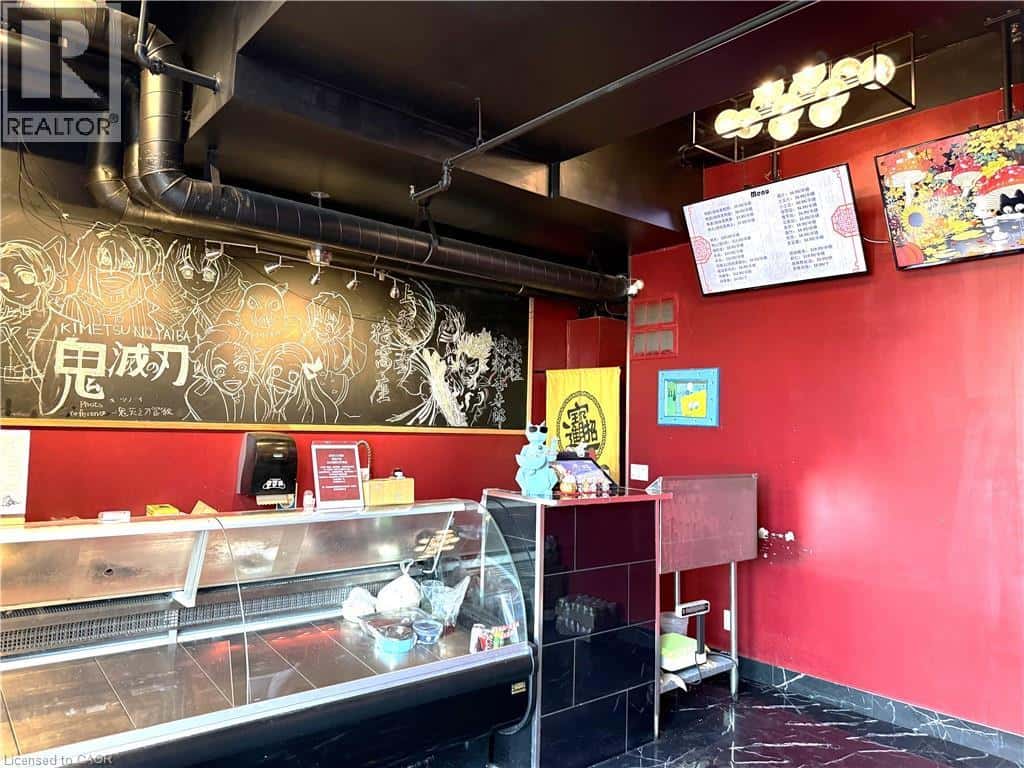 Waterloo — Waterloo - Photo 5 of 12