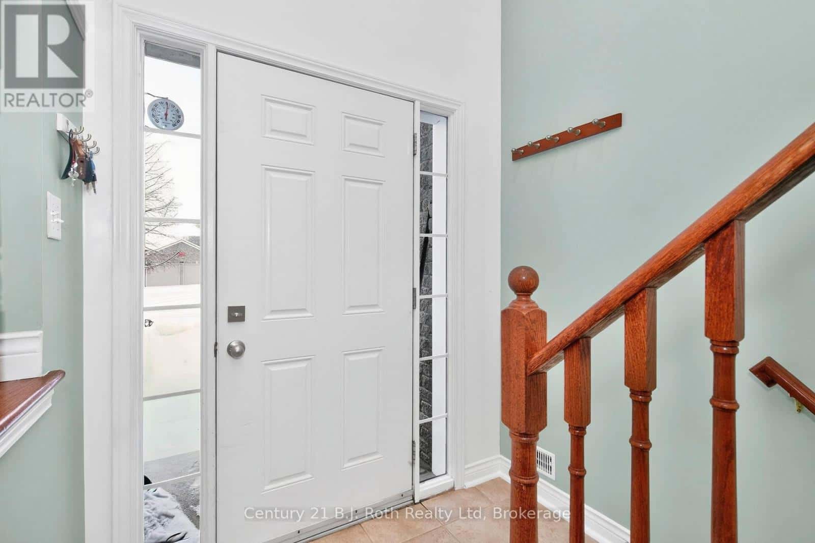 77 GEORGIA'S WALK — Tay (Victoria Harbour), Ontario - Photo 4 of 33