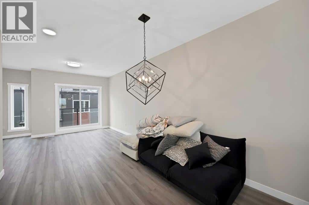 Calgary — Calgary - Photo 4 of 46