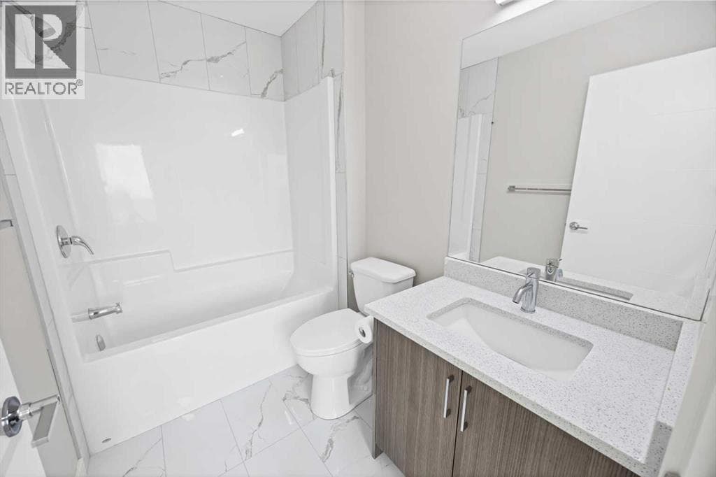 Calgary — Calgary - Main photo