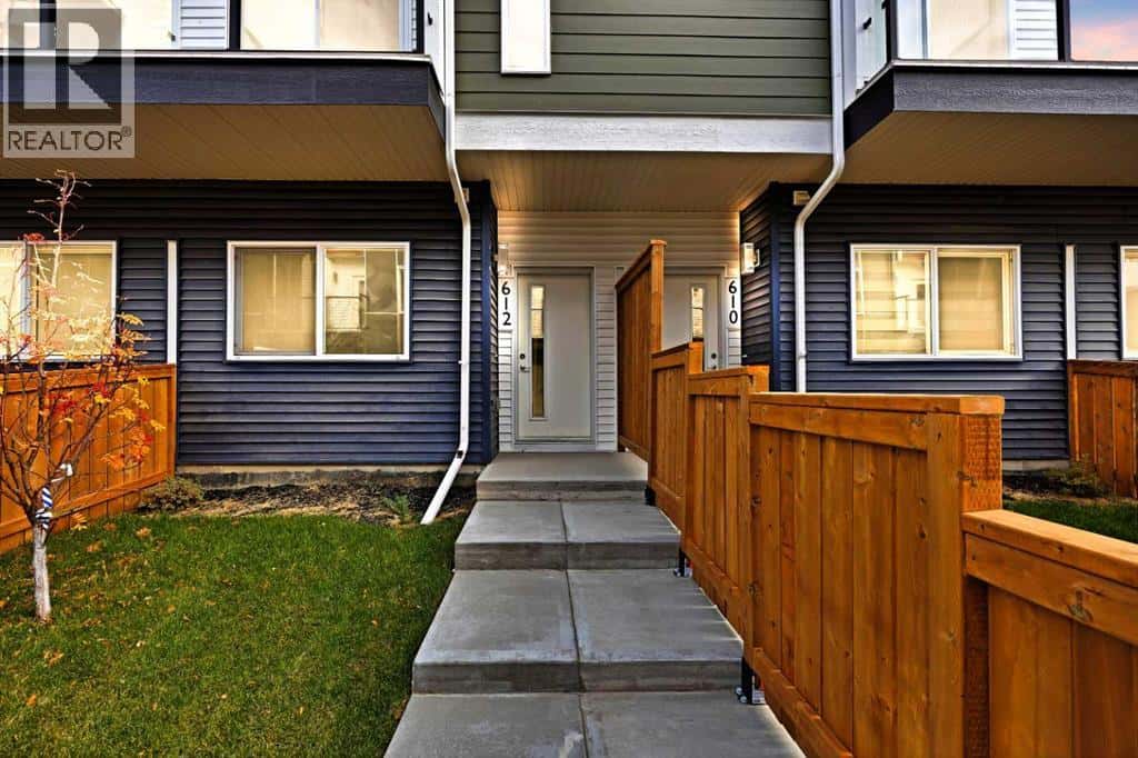 Calgary — Calgary - Photo 5 of 46