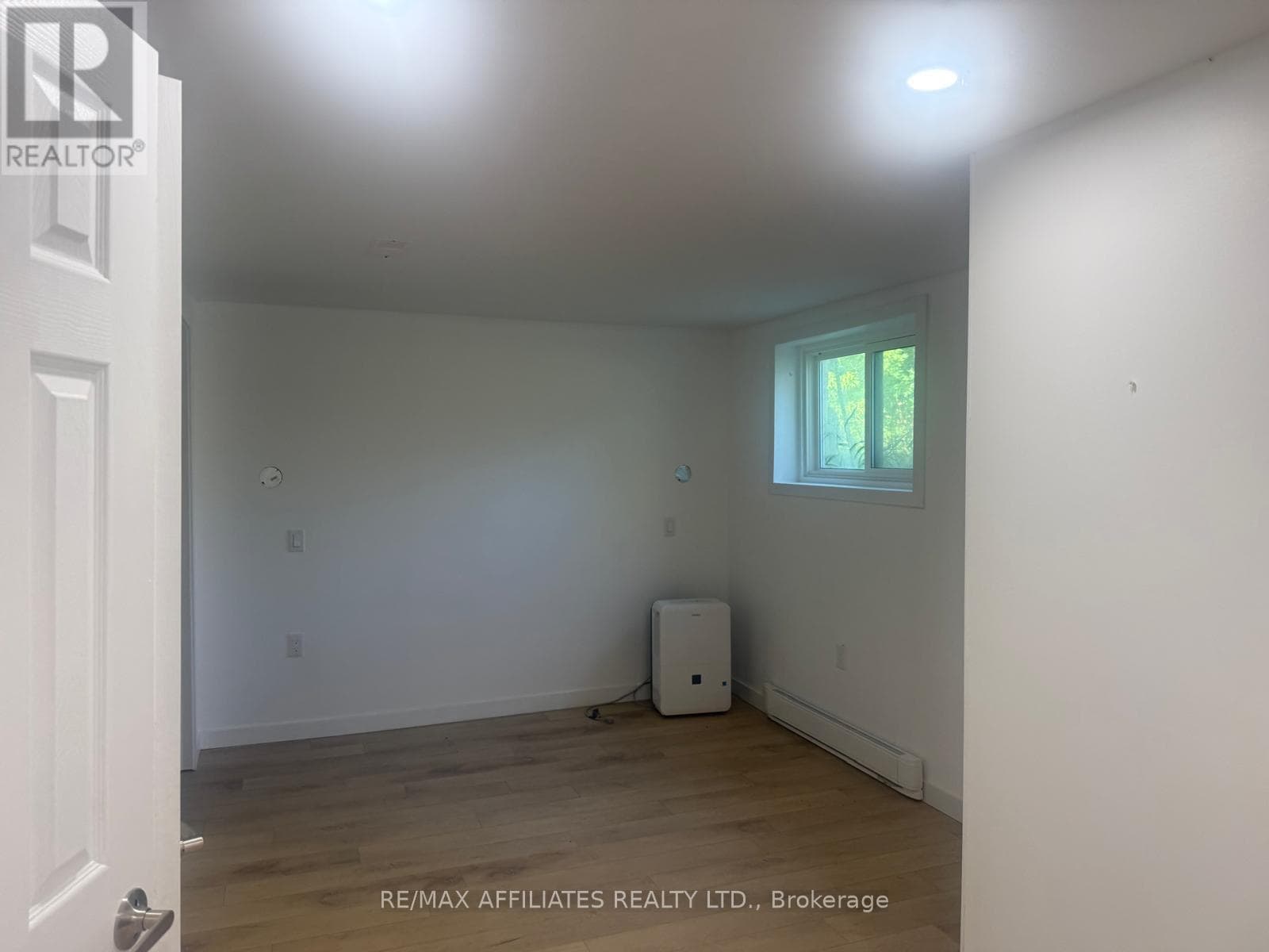 1399 ELLSWORTH LANE — Ottawa - Main photo