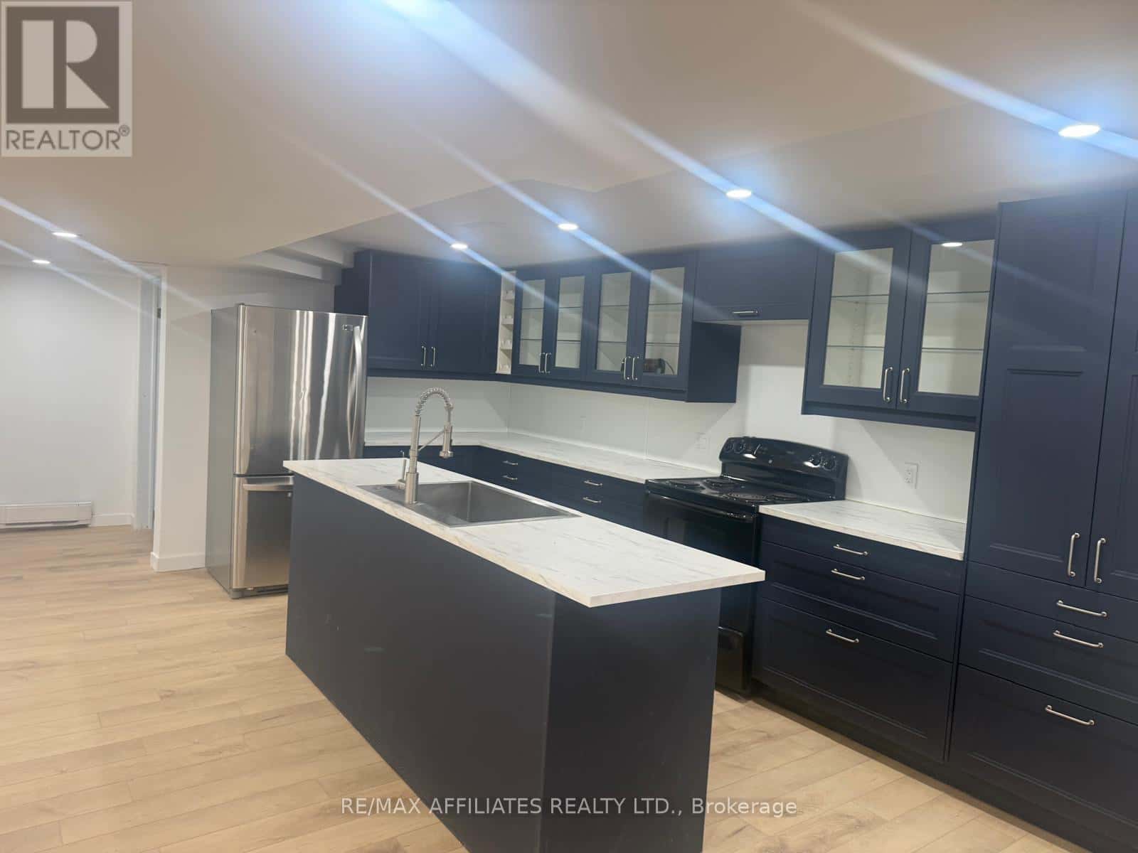 1399 ELLSWORTH LANE — Ottawa - Photo 3 of 26