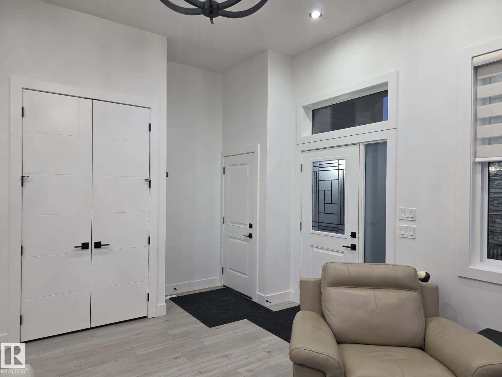 #505 49119 Range Road 73 — Rural Brazeau County, Alberta - Photo 2 of 62