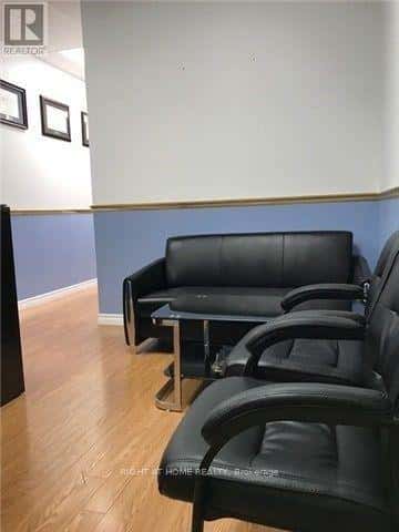 1220 - 4789 YONGE STREET — Toronto (Willowdale East) - Photo 4 of 7