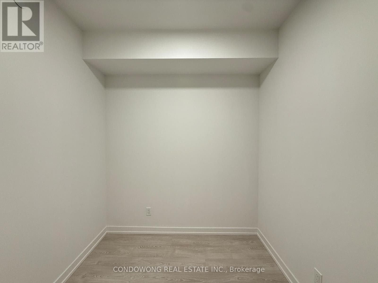 Toronto (Waterfront Communities) — Toronto (Waterfront Communities) - Main photo