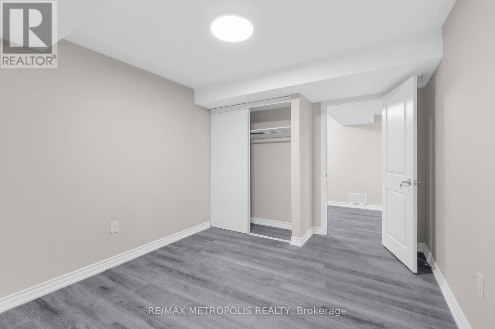 Oshawa (Windfields) — Oshawa (Windfields) - Main photo