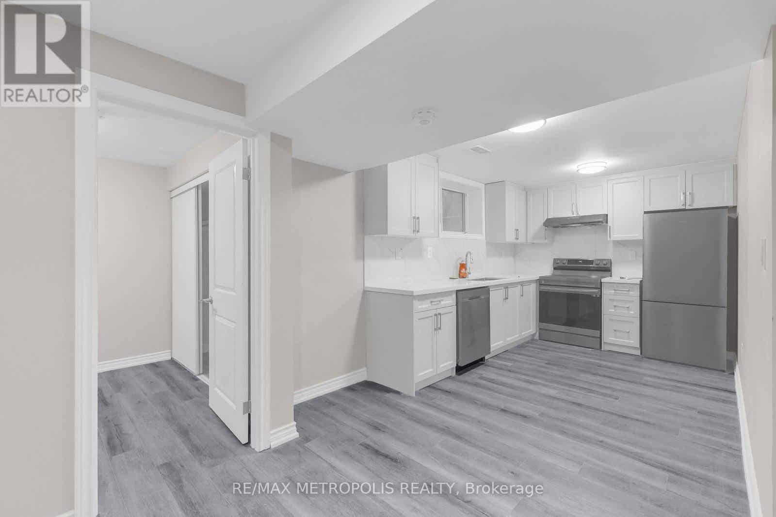 Oshawa (Windfields) — Oshawa (Windfields) - Photo 5 of 20