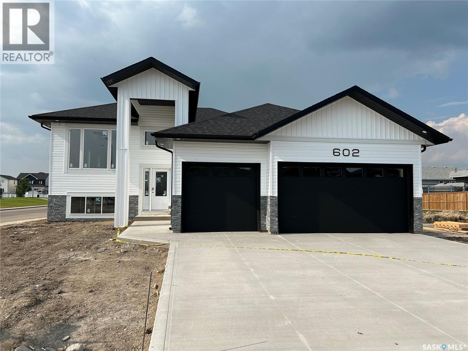 602 Weir CRESCENT — Warman, Saskatchewan - Main photo