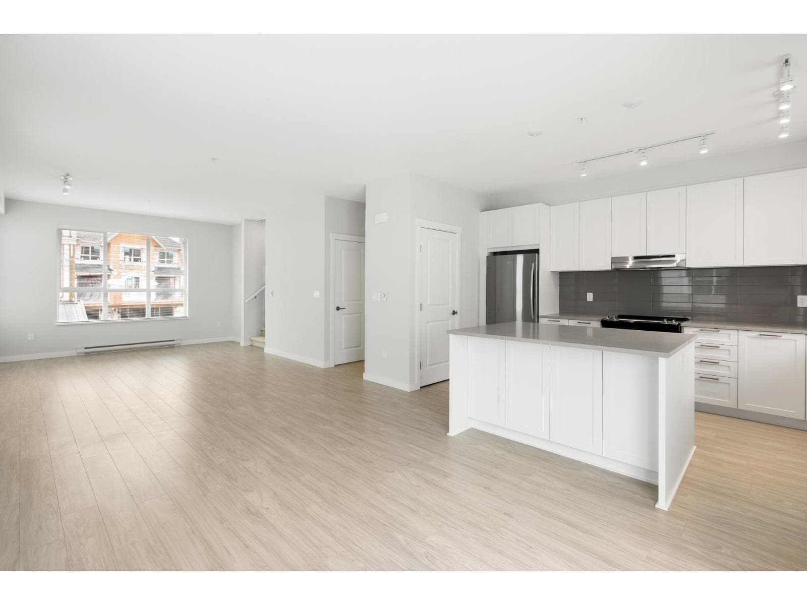 110 8335 NELSON STREET — Mission - Main photo