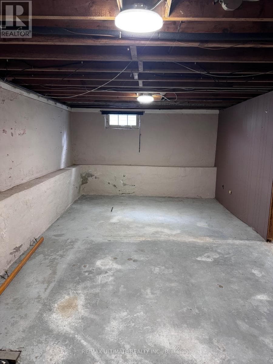 Oshawa (Vanier) — Oshawa (Vanier) - Main photo