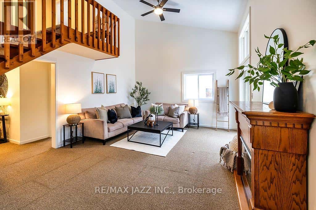 45 MILTON STREET — Bracebridge (Macaulay), Ontario - Photo 5 of 45