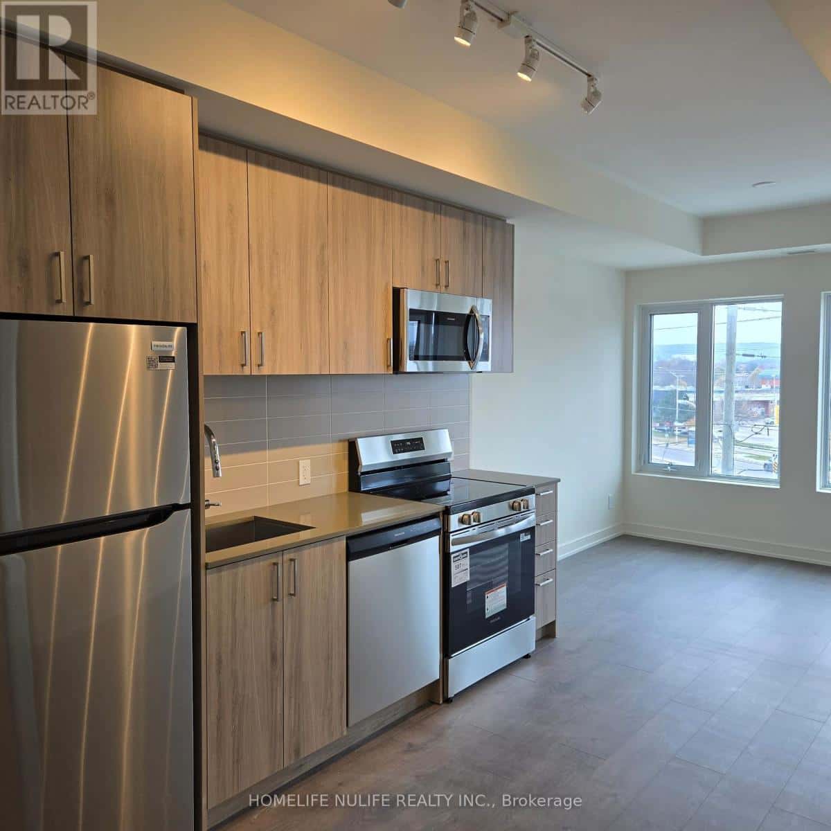 320 - 8020 DERRY ROAD — Milton (CO Coates) - Photo 4 of 10