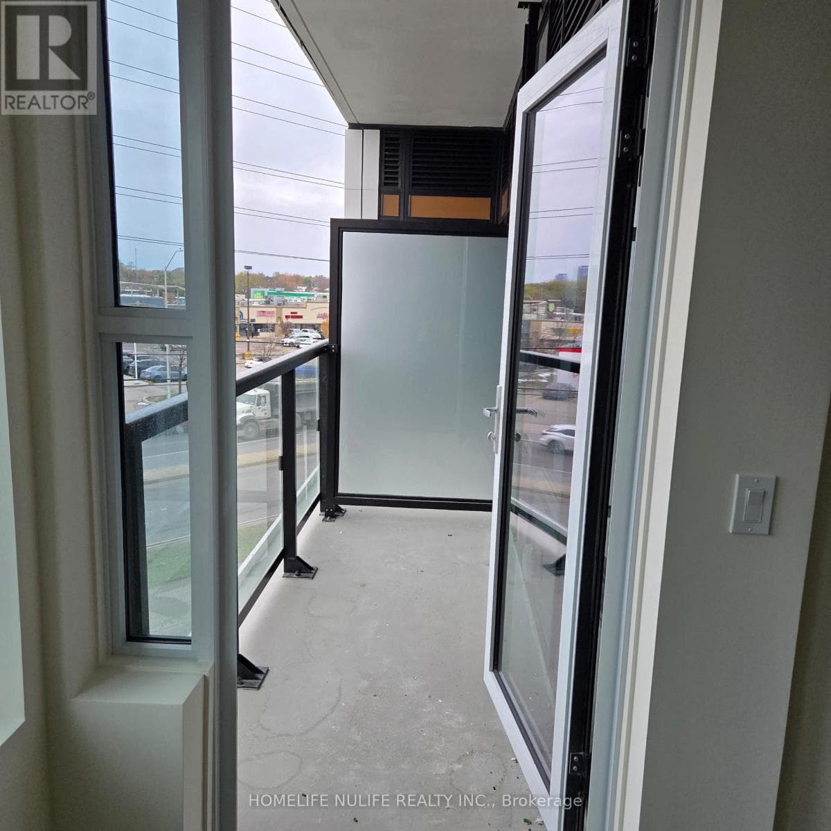 320 - 8020 DERRY ROAD — Milton (CO Coates) - Main photo