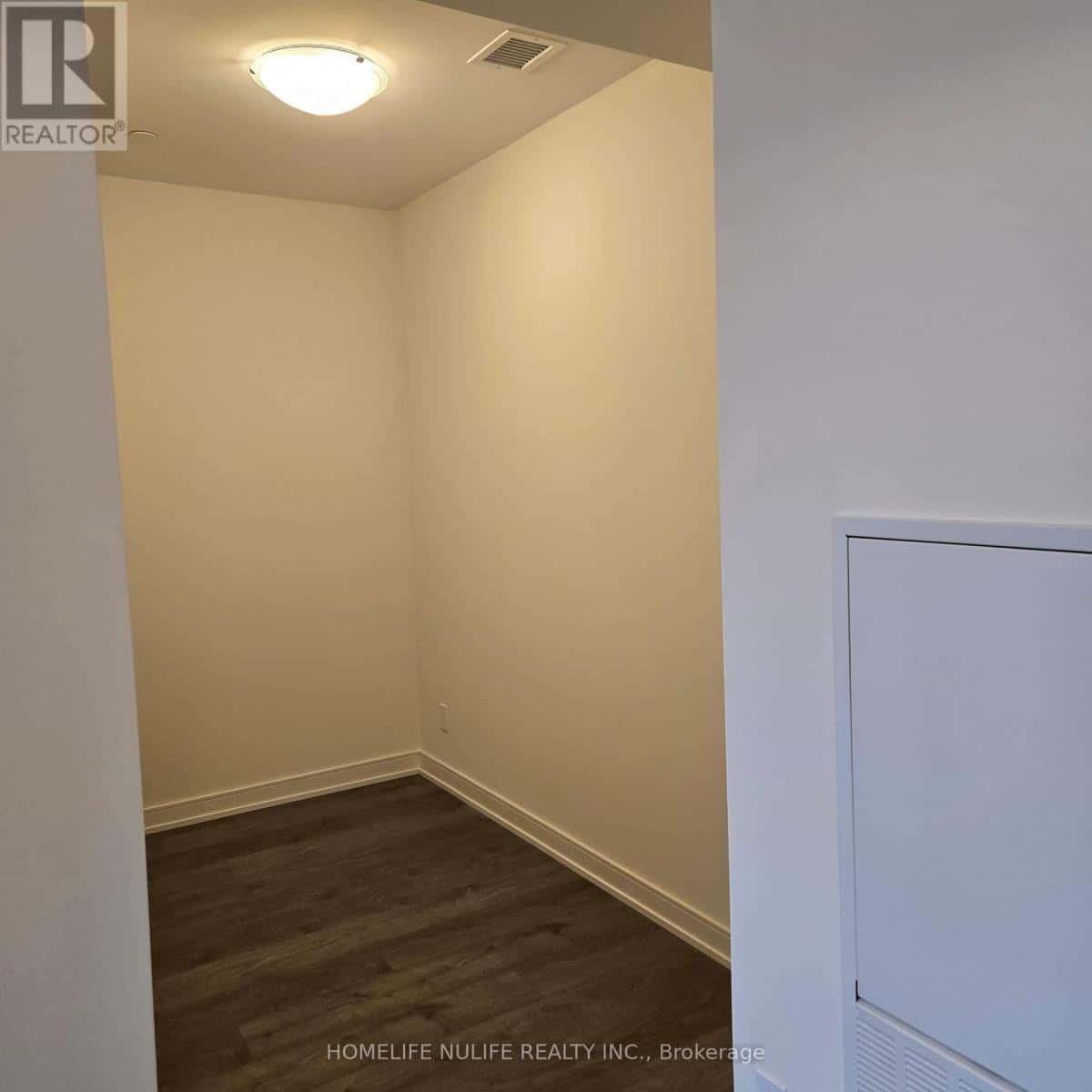 320 - 8020 DERRY ROAD — Milton (CO Coates) - Photo 3 of 10