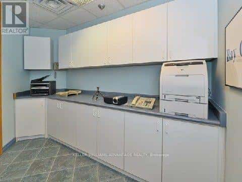 304 - 1033 BAY STREET — Toronto (Bay Street Corridor) - Photo 4 of 12