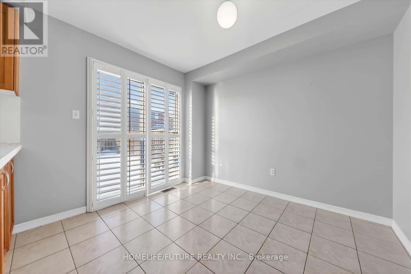 29 RIVERPLACE CRESCENT — Brampton (Bram East) - Photo 3 of 33