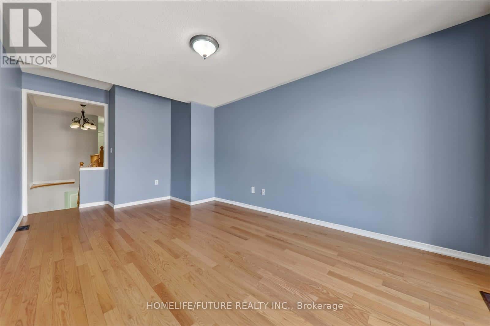 29 RIVERPLACE CRESCENT — Brampton (Bram East) - Photo 4 of 33