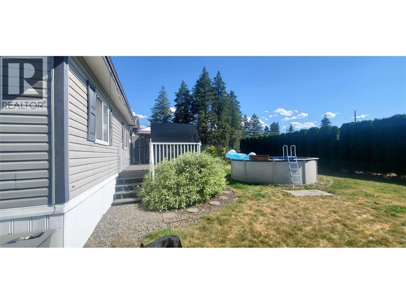 Barriere — Barriere - Photo 2 of 33