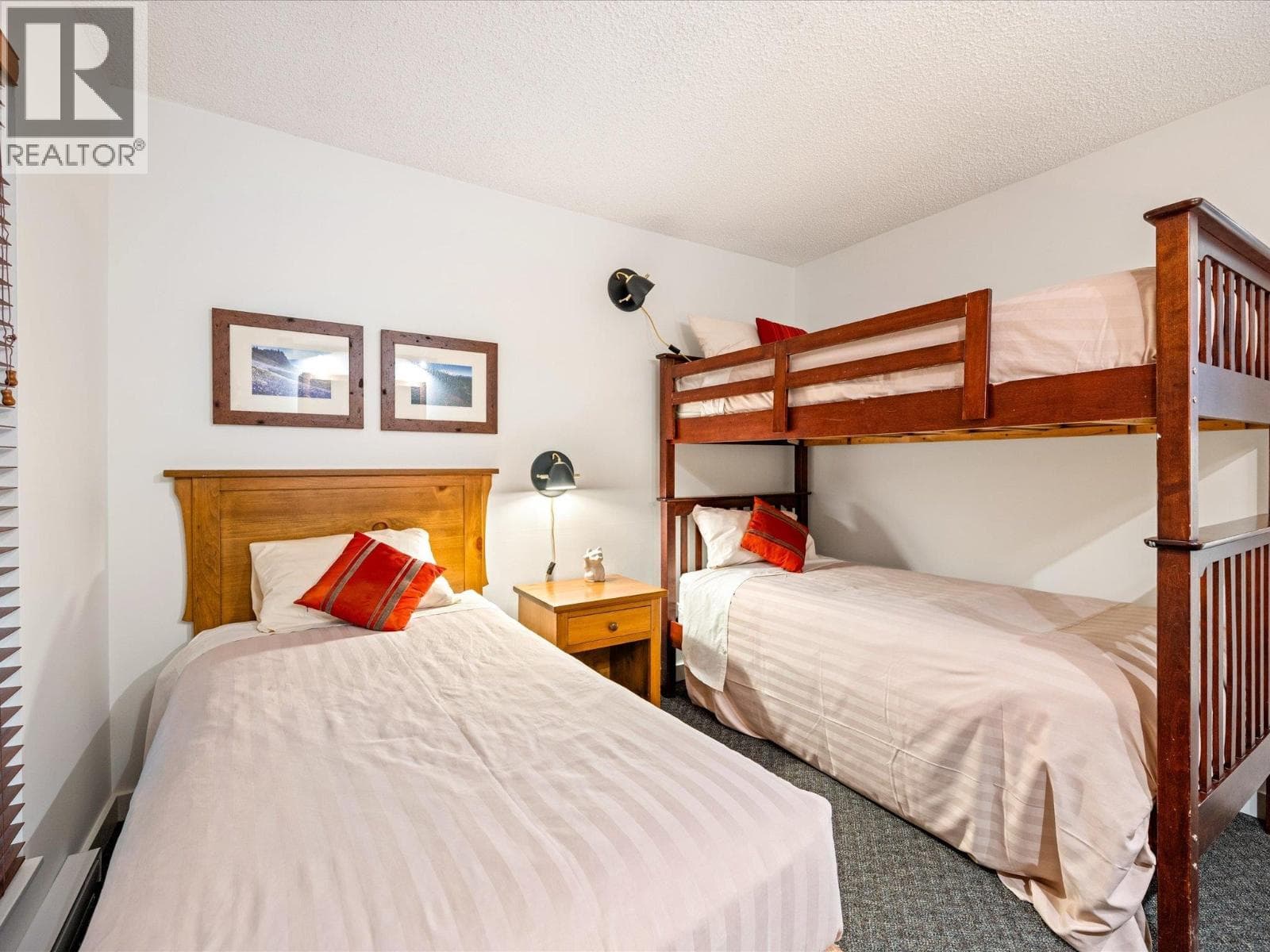 515 4200 WHISTLER WAY — Whistler - Main photo