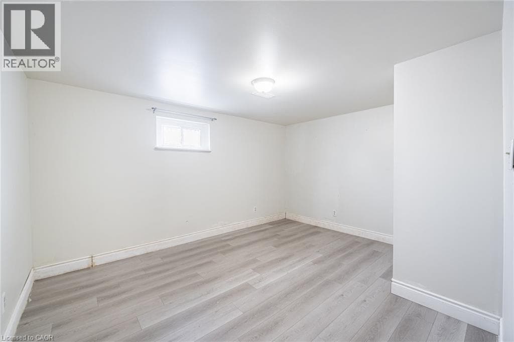 111 MOUNTAINVIEW Road S — Georgetown - Main photo