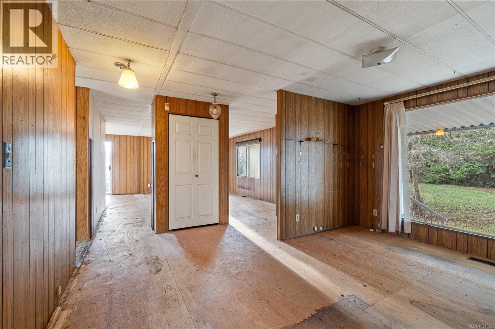 Parksville — Parksville - Main photo