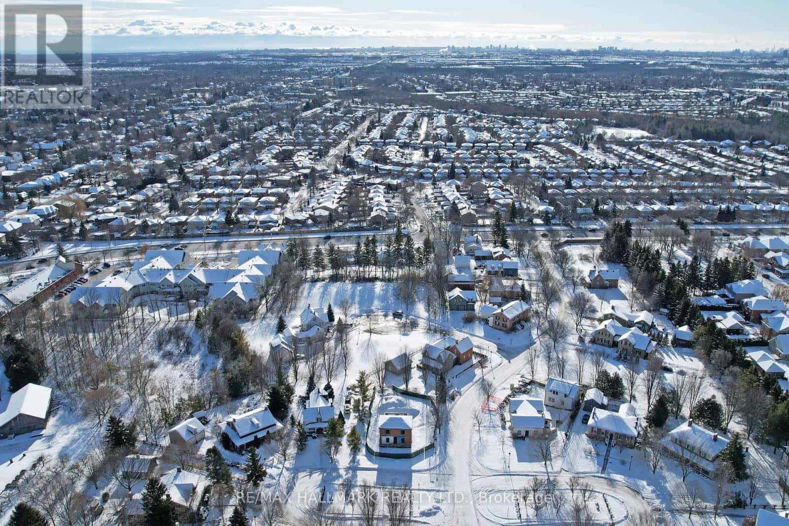 Markham (Wismer) — Markham (Wismer) - Photo 4 of 12