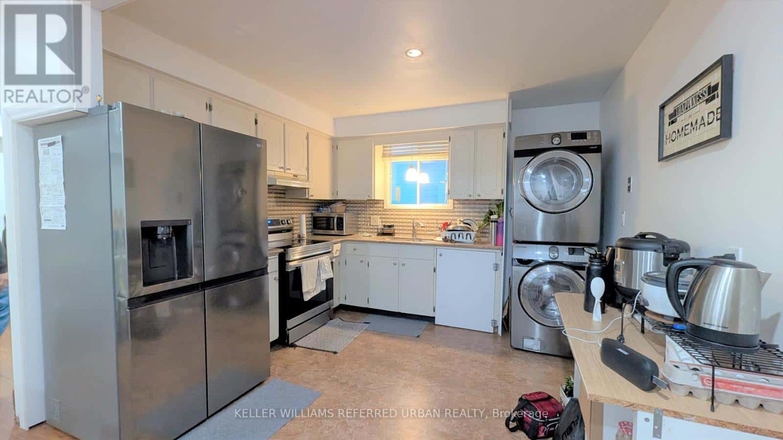 Niagara Falls (West Wood) — Niagara Falls (West Wood) - Photo 3 of 12