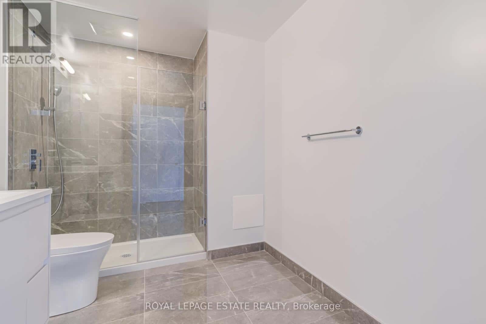 Toronto (Banbury-Don Mills) — Toronto (Banbury-Don Mills) - Photo 4 of 21