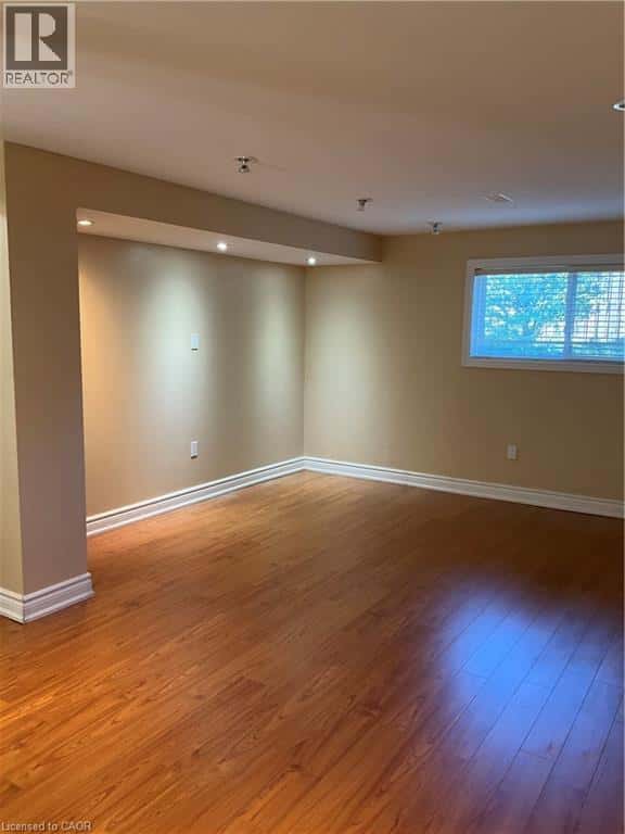 Waterloo — Waterloo - Photo 2 of 33