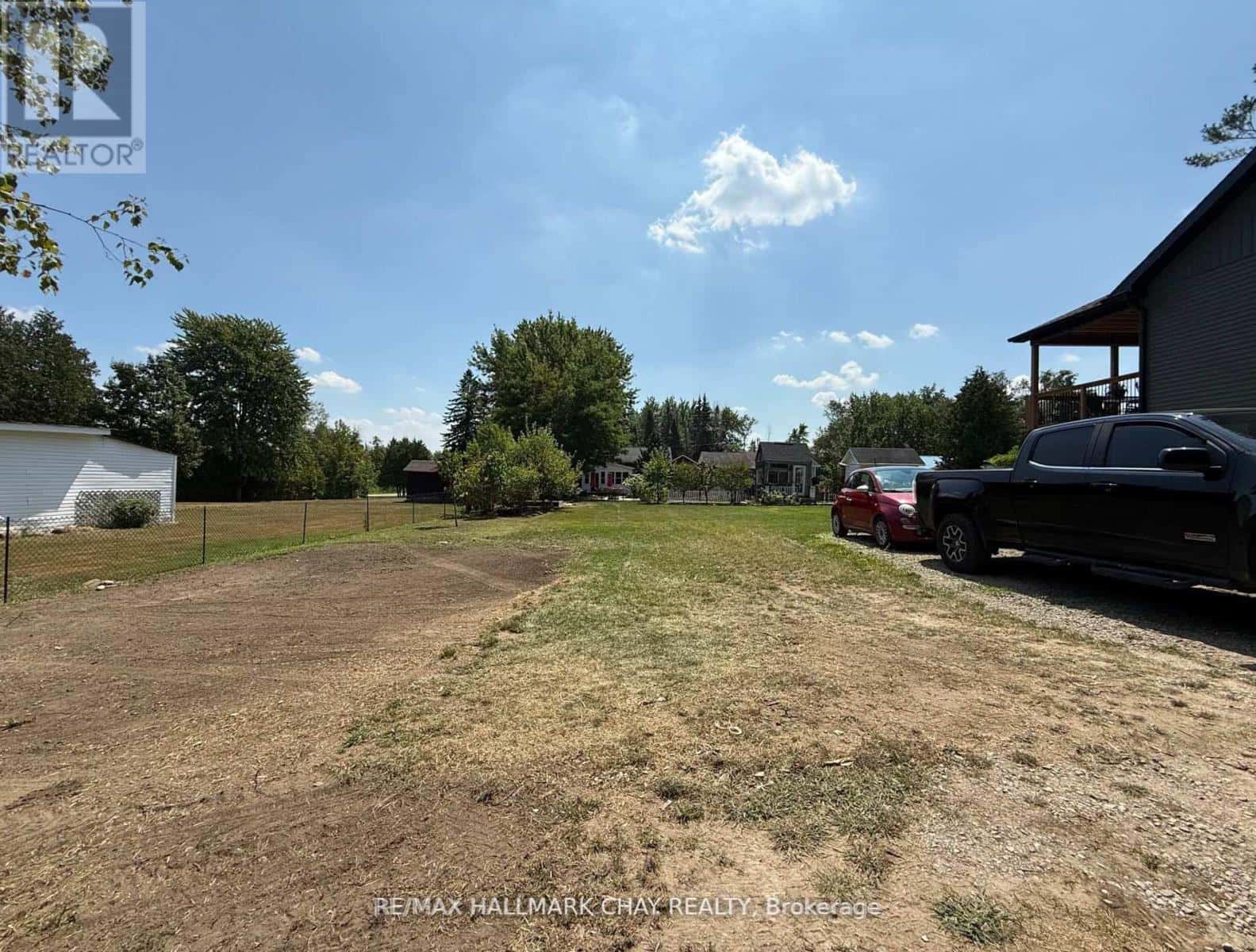 Innisfil — Innisfil - Photo 3 of 5