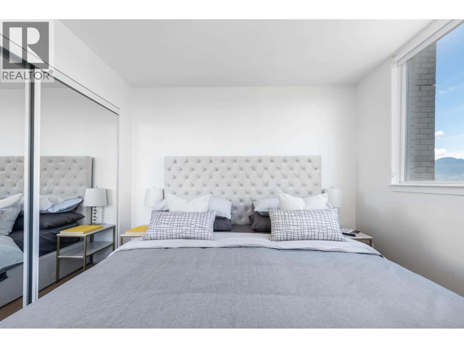 Vancouver — Vancouver - Photo 5 of 35