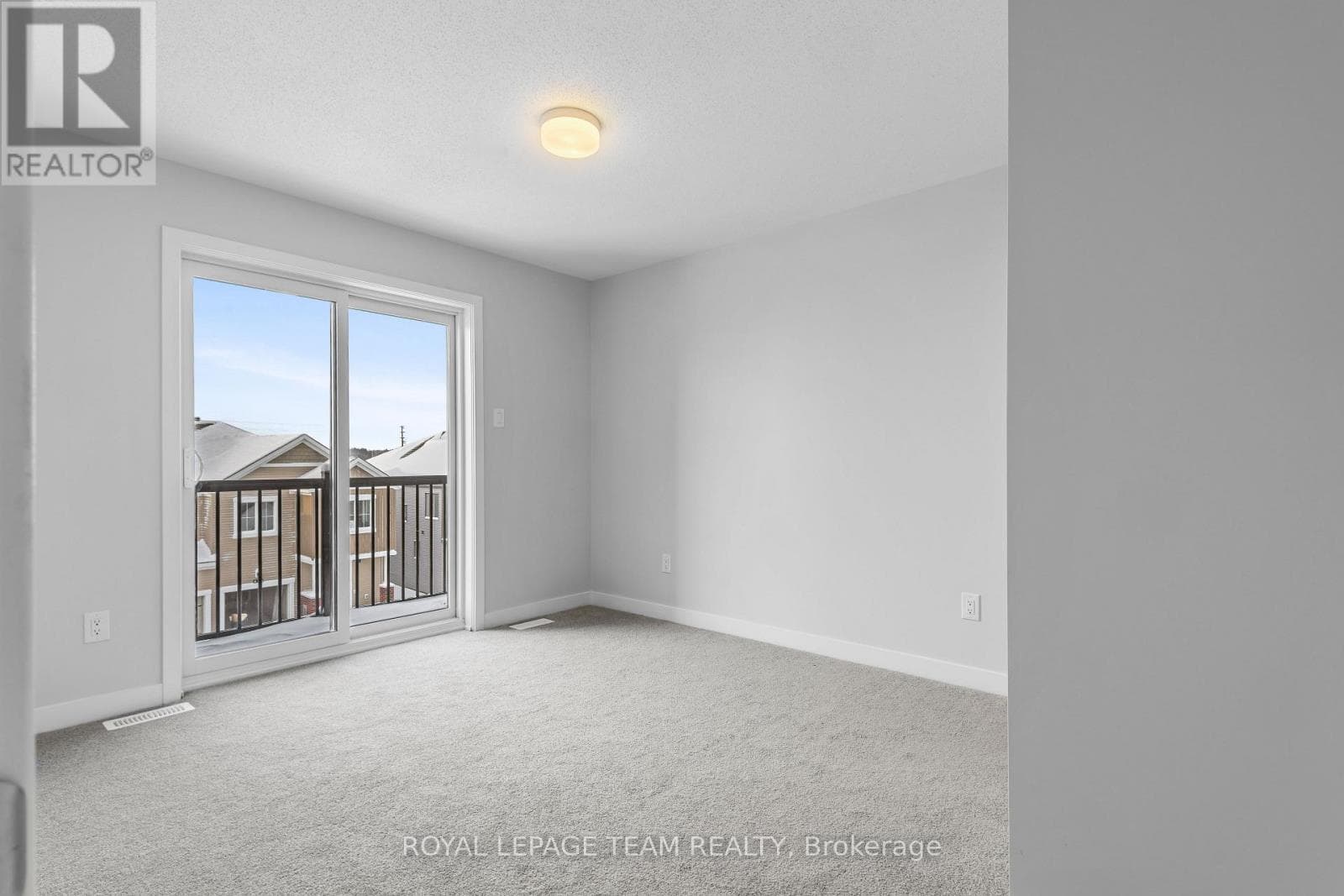 Ottawa — Ottawa - Main photo