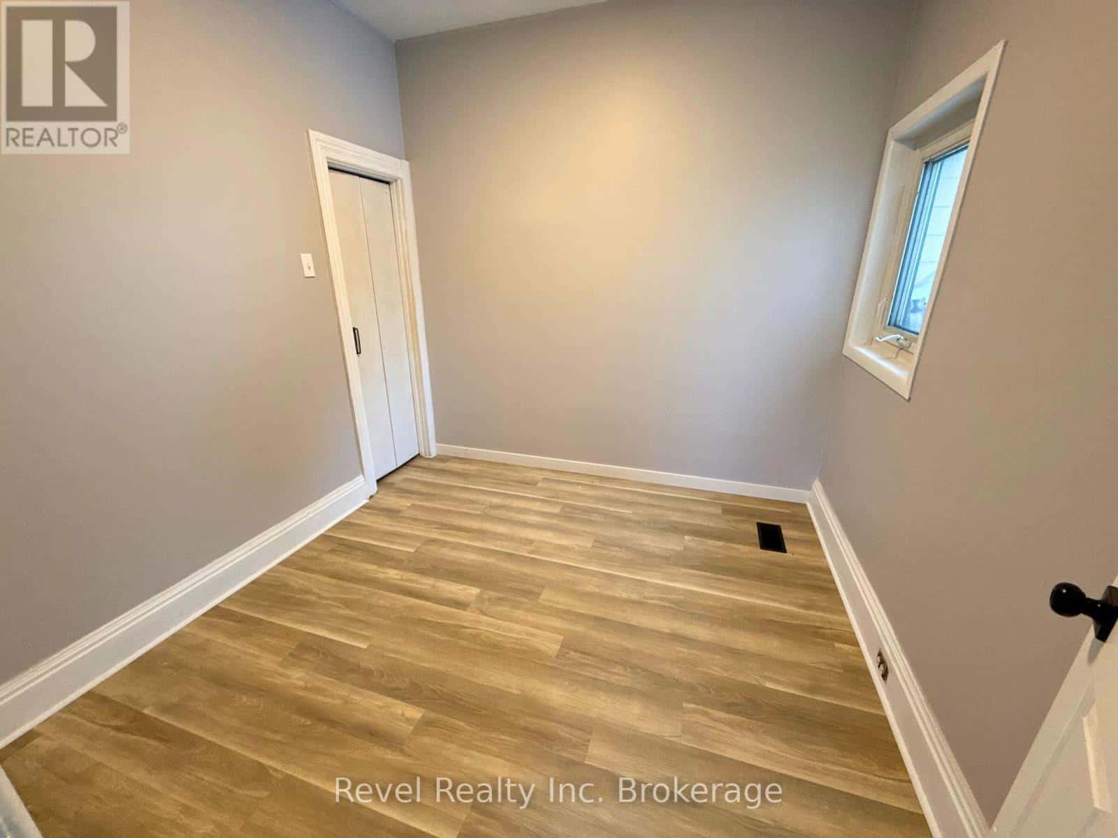 Woodstock (Woodstock - South) — Woodstock (Woodstock - South) - Photo 2 of 13