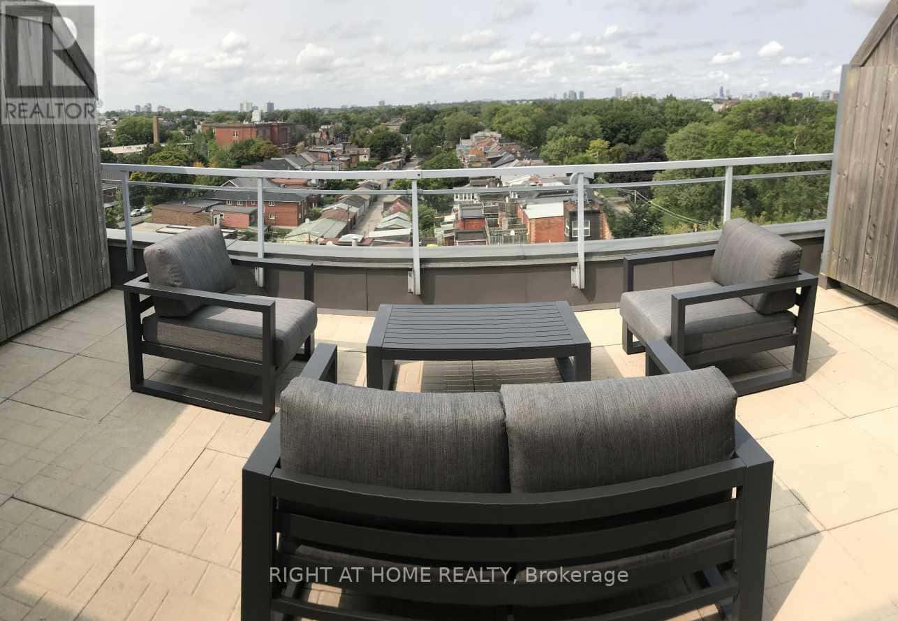 PH14 - 993 QUEEN STREET W — Toronto (Niagara) - Photo 5 of 33