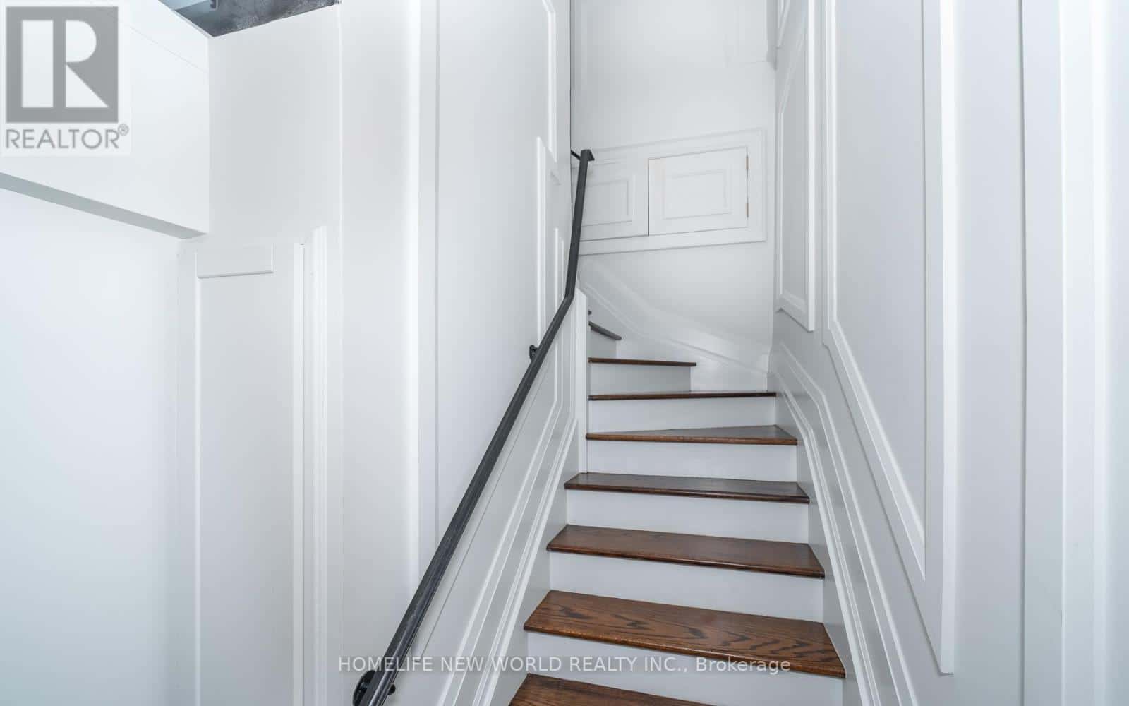 Toronto (Mount Pleasant West) — Toronto (Mount Pleasant West) - Photo 4 of 35