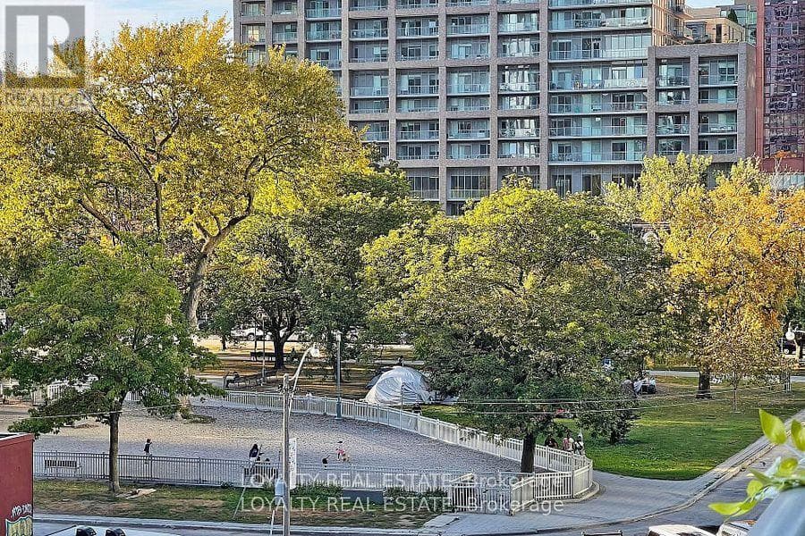 Toronto (Waterfront Communities) — Toronto (Waterfront Communities) - Main photo