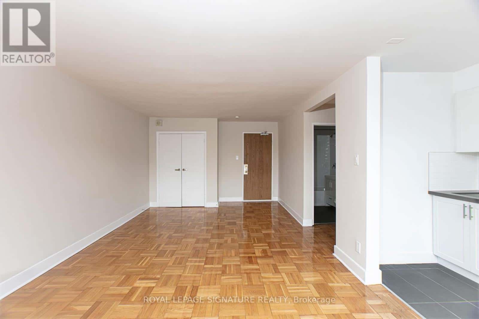 Toronto (Forest Hill South) — Toronto (Forest Hill South) - Photo 2 of 10