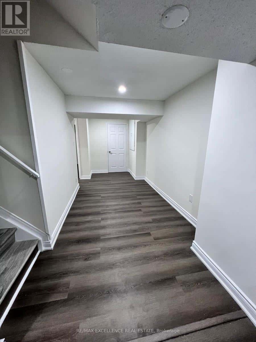 Brampton (Fletcher's Creek South) — Brampton (Fletcher's Creek South) - Photo 3 of 9