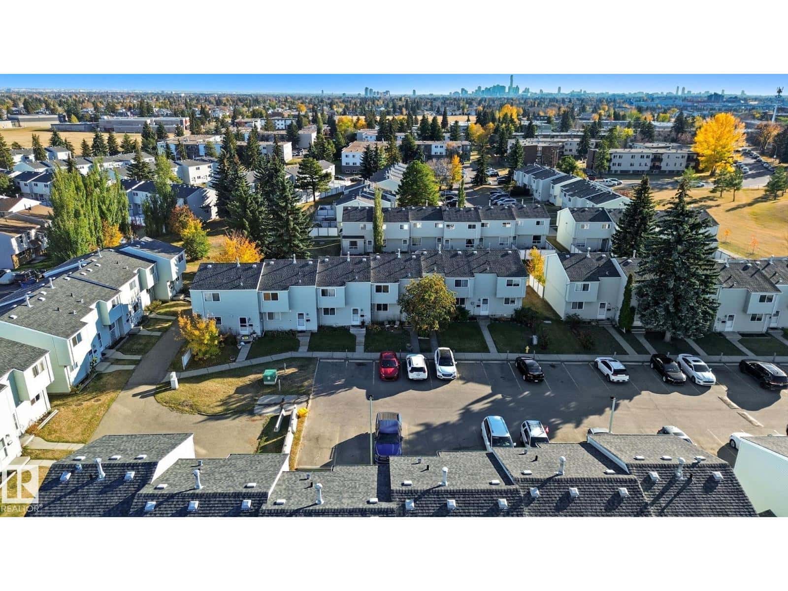 Edmonton — Edmonton - Photo 4 of 68