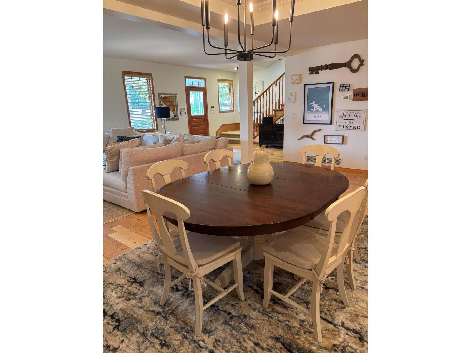 Surrey — Surrey - Main photo